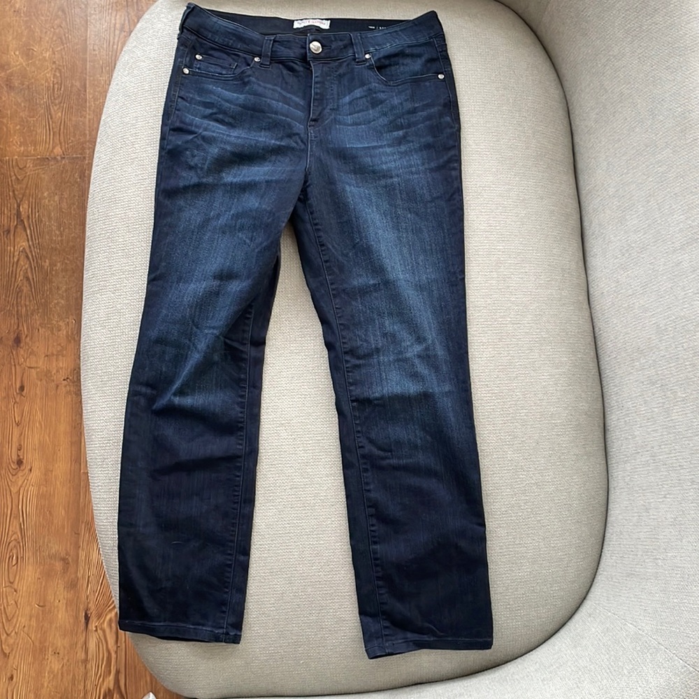 Molly & Isadora Straight- legged Jeans